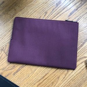 Everlane Plum 15” Laptop Sleeve/Case